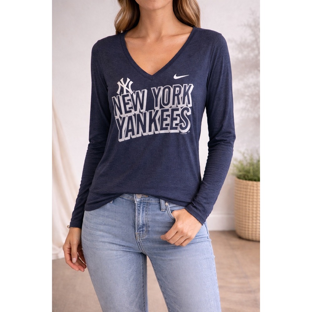Nike New York Yankees MLB Long Sleeve V-Neck Graphic Tee Navy‎ Blue Large